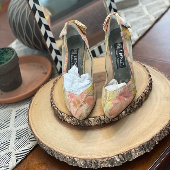 Vintage J. Renee Bow Heels, SZ 6 - Picture 1 of 5